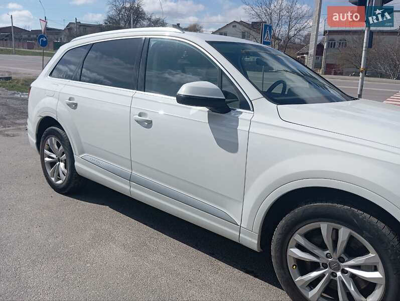 Внедорожник / Кроссовер Audi Q7 2018 в Тернополе