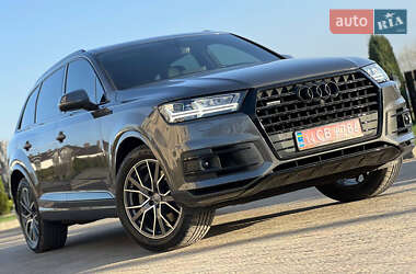 Внедорожник / Кроссовер Audi Q7 2018 в 