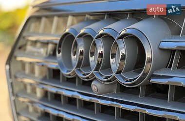 Внедорожник / Кроссовер Audi Q7 2018 в 
