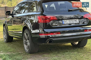 Позашляховик / Кросовер Audi Q7 2014 в 