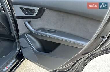 Позашляховик / Кросовер Audi Q7 2015 в 