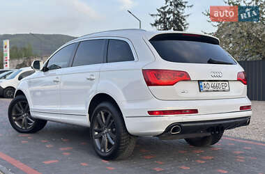 Внедорожник / Кроссовер Audi Q7 2013 в 