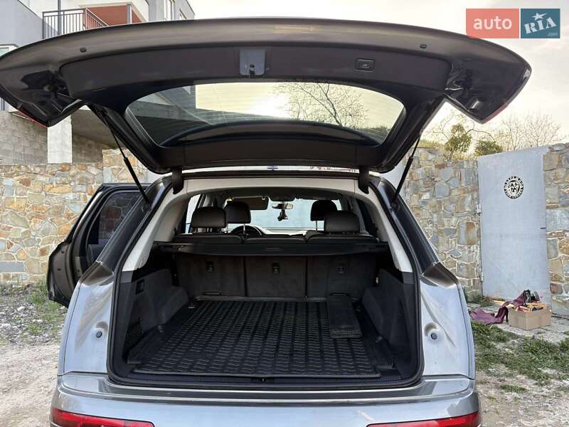 Внедорожник / Кроссовер Audi Q7 2016 в Львове