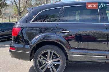 Внедорожник / Кроссовер Audi Q7 2013 в 