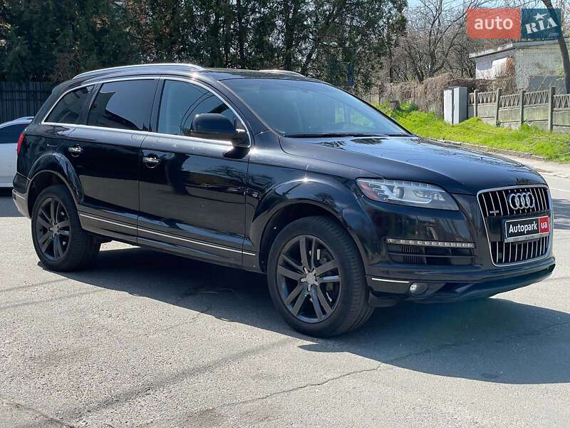 Позашляховик / Кросовер Audi Q7 2013 в Києві