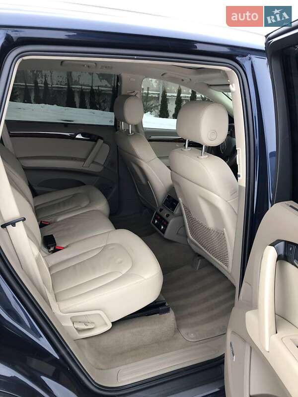 Внедорожник / Кроссовер Audi Q7 2014 в Золочеве