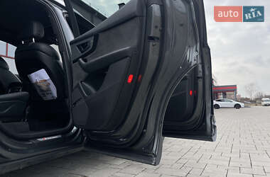 Внедорожник / Кроссовер Audi Q7 2015 в 