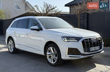 Позашляховик / Кросовер Audi Q7 2022 в Хмельницькому