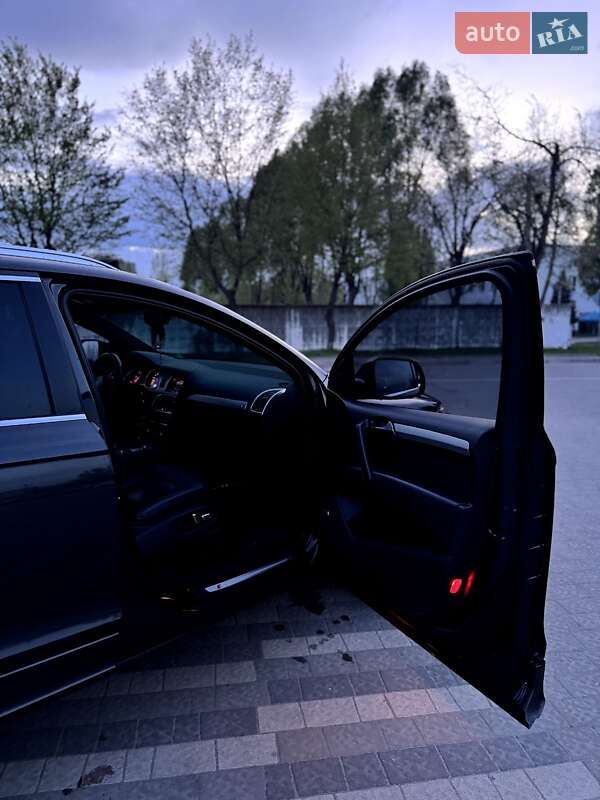 Внедорожник / Кроссовер Audi Q7 2012 в Львове