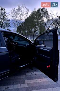 Внедорожник / Кроссовер Audi Q7 2012 в 