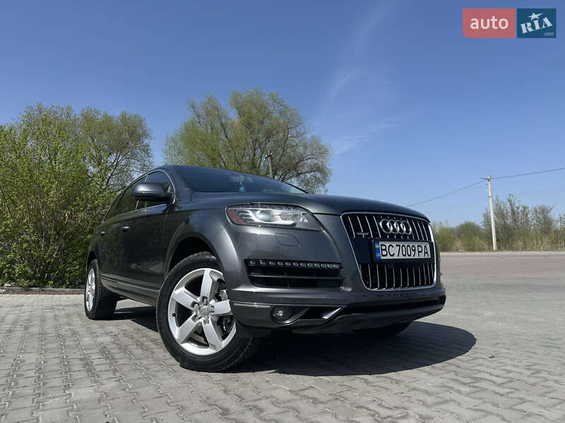 Внедорожник / Кроссовер Audi Q7 2014 в 