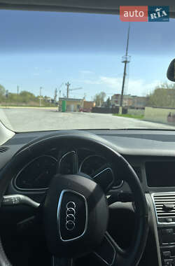 Внедорожник / Кроссовер Audi Q7 2014 в 
