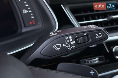 Внедорожник / Кроссовер Audi Q7 2018 в 