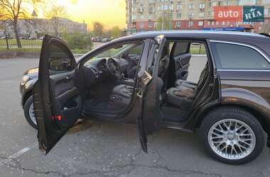 Внедорожник / Кроссовер Audi Q7 2013 в 