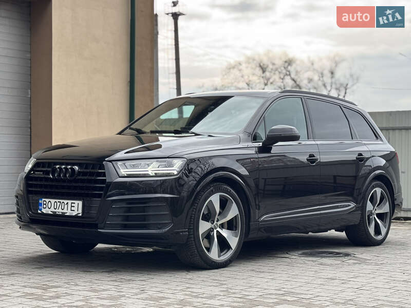 Внедорожник / Кроссовер Audi Q7 2015 в Тернополе