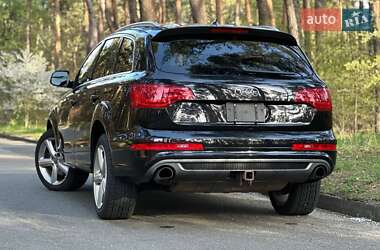 Внедорожник / Кроссовер Audi Q7 2012 в 