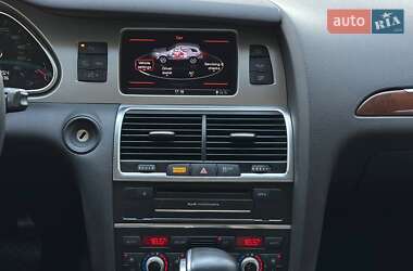 Внедорожник / Кроссовер Audi Q7 2012 в 