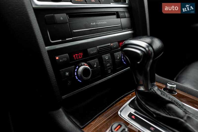 Внедорожник / Кроссовер Audi Q7 2013 в Киеве