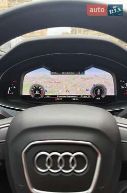 Внедорожник / Кроссовер Audi Q7 2020 в 