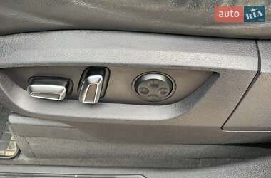 Внедорожник / Кроссовер Audi Q7 2011 в 