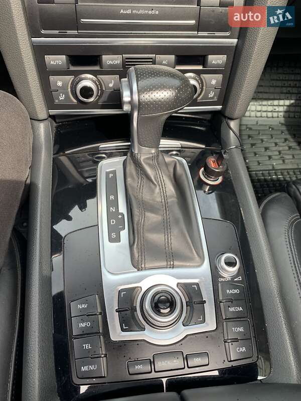 Позашляховик / Кросовер Audi Q7 2011 в Тернополі