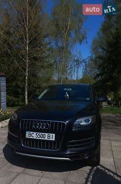 Внедорожник / Кроссовер Audi Q7 2012 в 