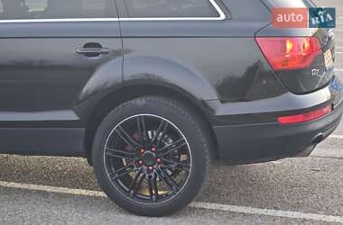 Внедорожник / Кроссовер Audi Q7 2006 в 