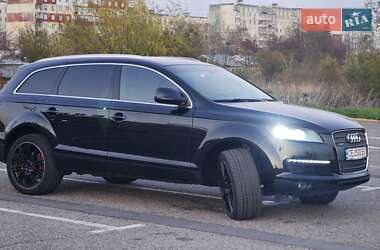 Внедорожник / Кроссовер Audi Q7 2006 в 