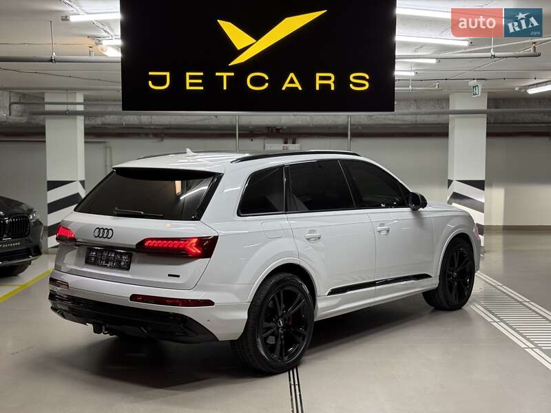 Позашляховик / Кросовер Audi Q7 2022 в Києві