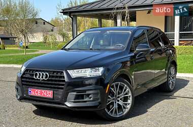 Внедорожник / Кроссовер Audi Q7 2018 в 