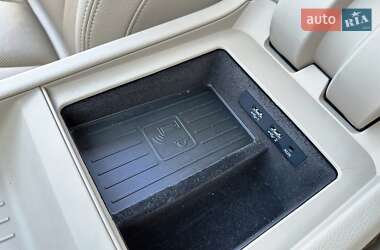 Внедорожник / Кроссовер Audi Q7 2018 в 