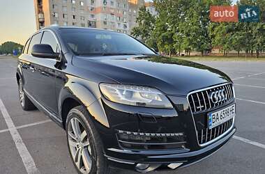 Внедорожник / Кроссовер Audi Q7 2013 в 