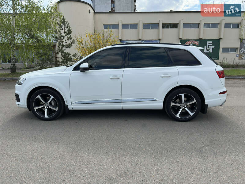 Внедорожник / Кроссовер Audi Q7 2016 в Шептицькому