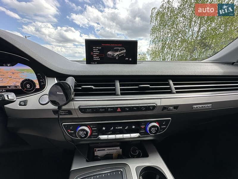 Внедорожник / Кроссовер Audi Q7 2016 в Шептицькому