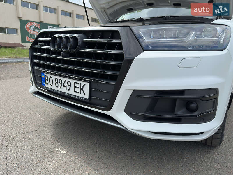 Внедорожник / Кроссовер Audi Q7 2016 в Шептицькому