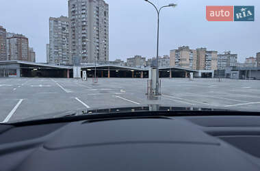 Внедорожник / Кроссовер Audi Q7 2017 в 