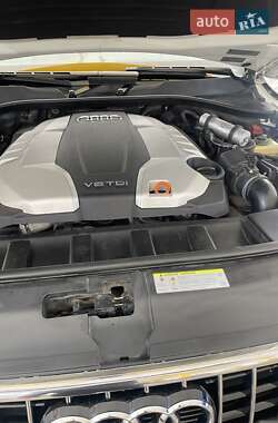 Внедорожник / Кроссовер Audi Q7 2013 в 