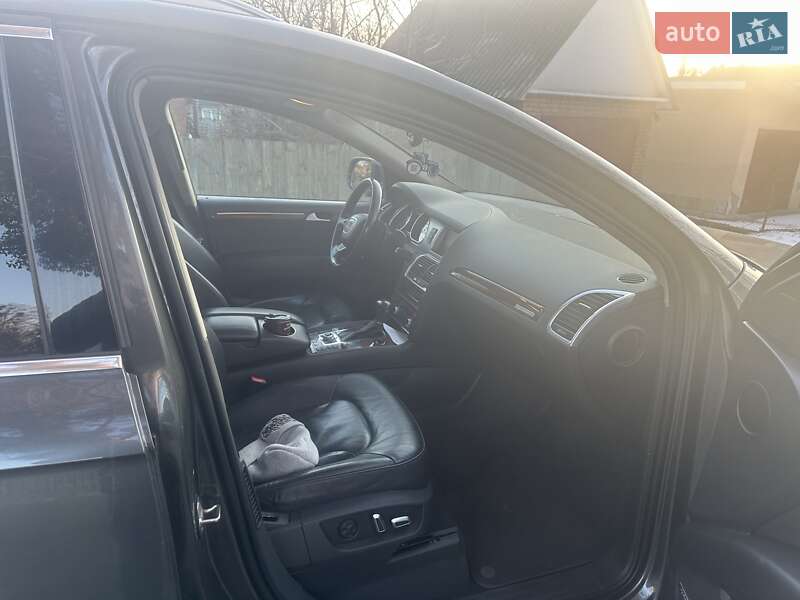 Внедорожник / Кроссовер Audi Q7 2015 в Виннице
