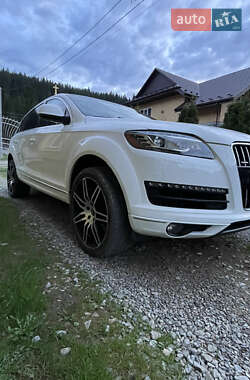 Внедорожник / Кроссовер Audi Q7 2011 в 