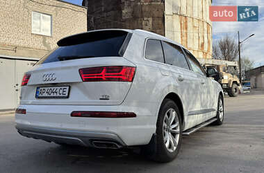 Позашляховик / Кросовер Audi Q7 2016 в 