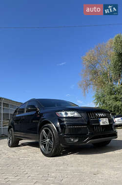 Внедорожник / Кроссовер Audi Q7 2013 в 
