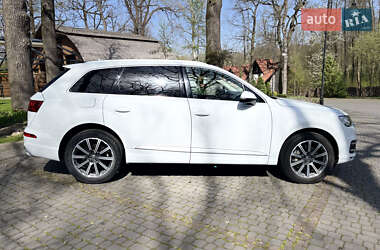 Внедорожник / Кроссовер Audi Q7 2018 в 