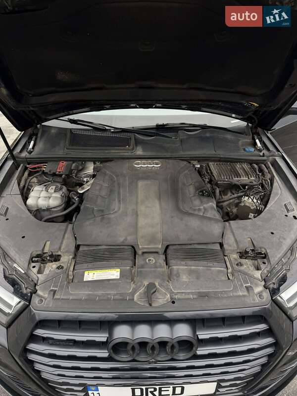 Внедорожник / Кроссовер Audi Q7 2017 в Буче