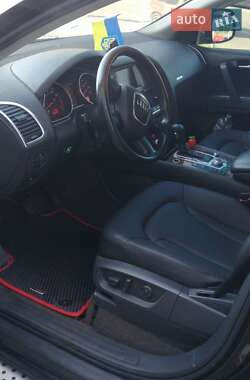 Внедорожник / Кроссовер Audi Q7 2007 в 