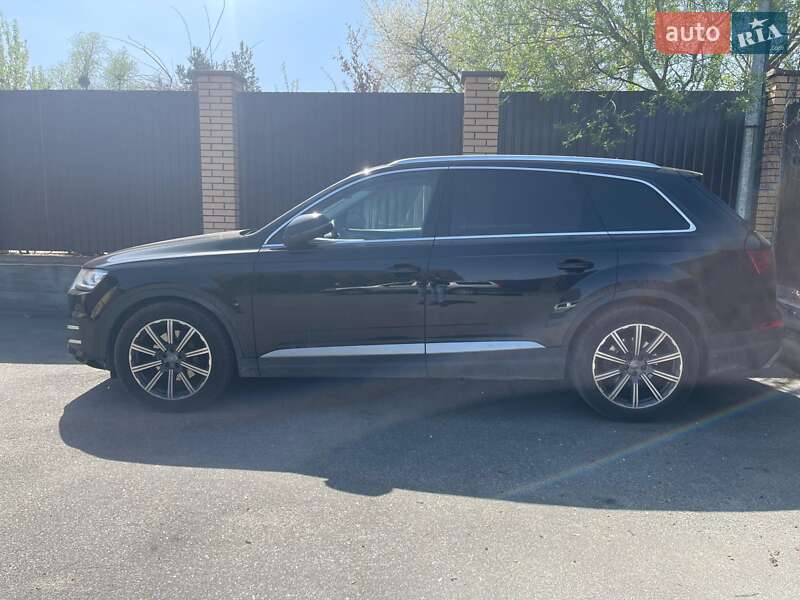 Audi Q7 2017