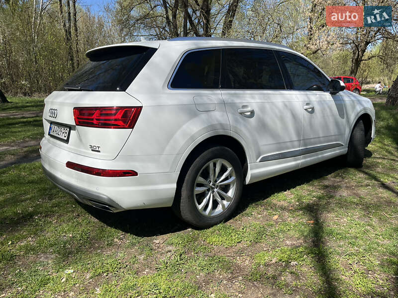Позашляховик / Кросовер Audi Q7 2016 в Києві фото 5 Позашляховик / Кросовер Audi Q7 2016 в Києві