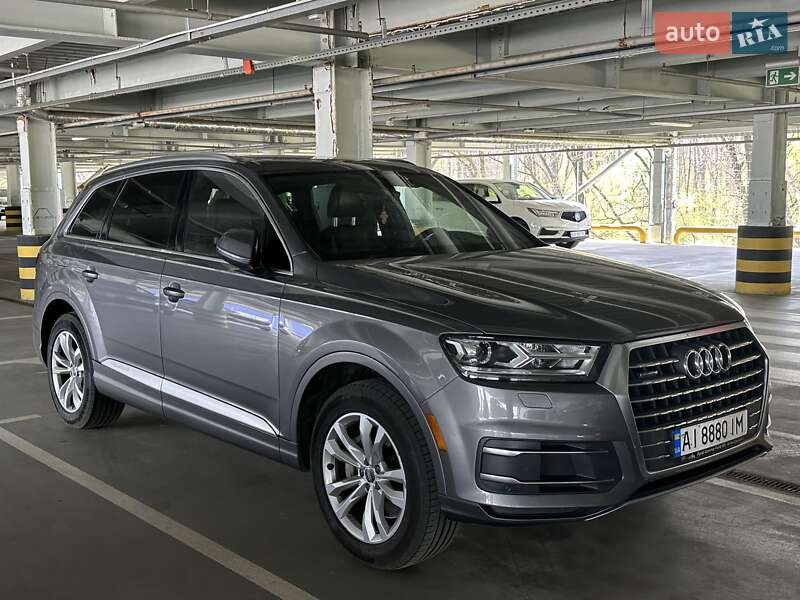Внедорожник / Кроссовер Audi Q7 2017 в Броварах