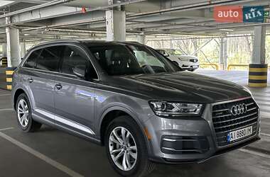 Внедорожник / Кроссовер Audi Q7 2017 в 