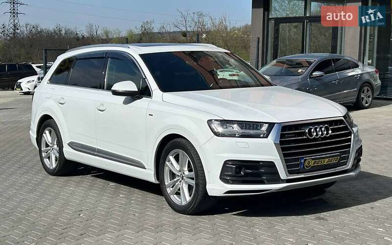 Audi Q7 2016