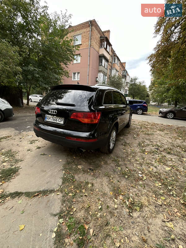 Позашляховик / Кросовер Audi Q7 2009 в Києві фото 14 Позашляховик / Кросовер Audi Q7 2009 в Києві